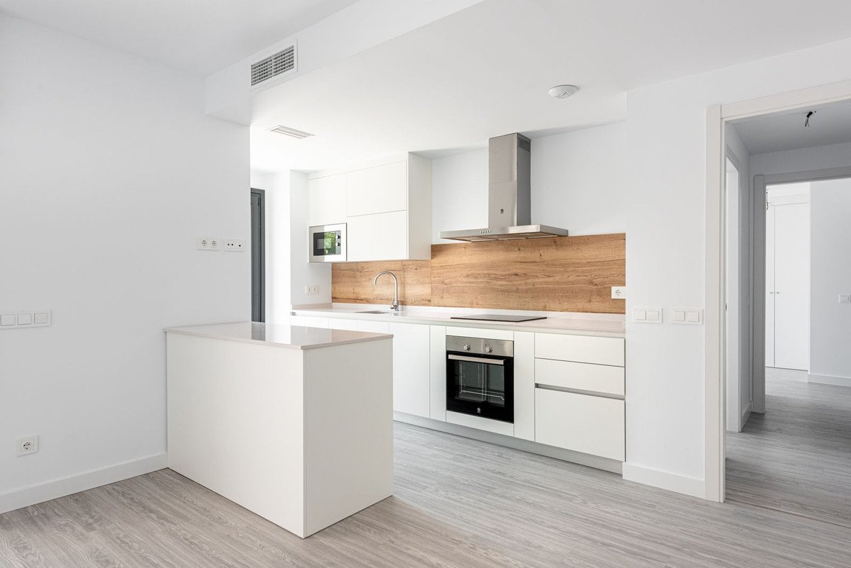 2 Bed Ground Floor Apartment in Estepona