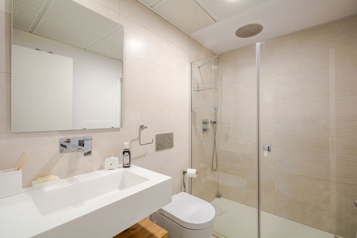 3 Bed Ground Floor Apartment in Benahavís
