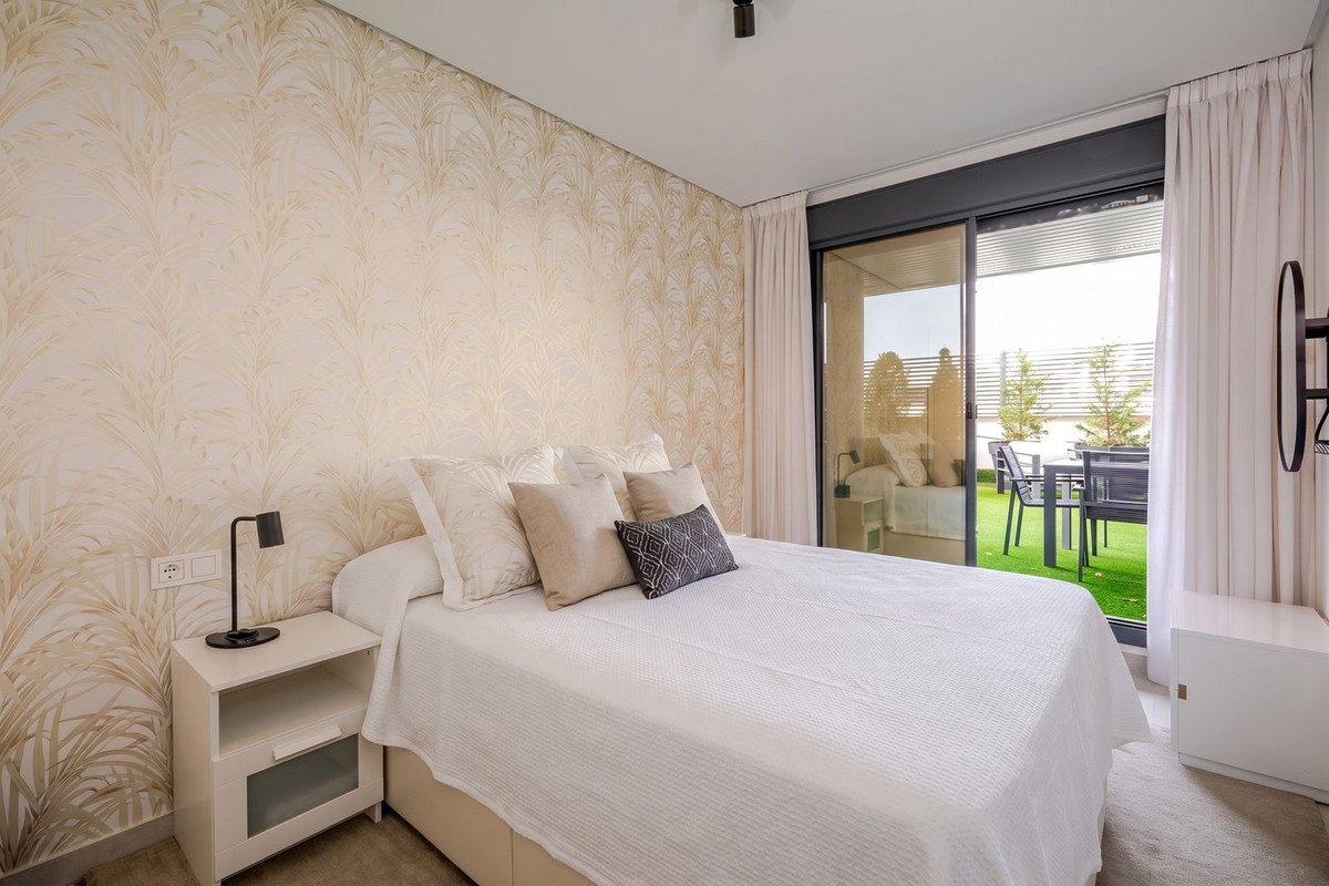 3 Bed Ground Floor Apartment in Benahavís