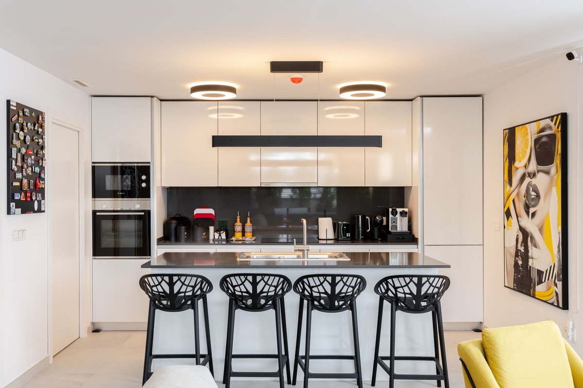 3 Bed Ground Floor Apartment in Benahavís