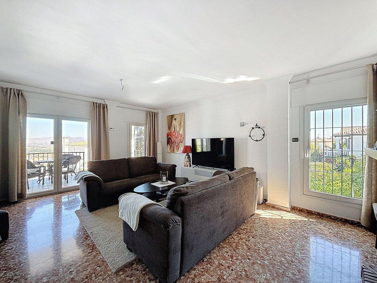 4 Bed Detached Villa in Alhaurín de la Torre
