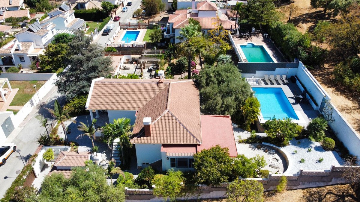 4 Bed Detached Villa in Alhaurín de la Torre