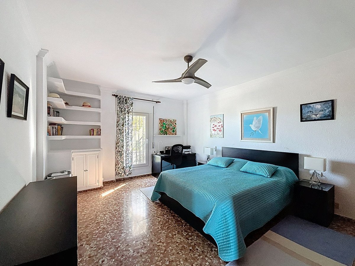 4 Bed Detached Villa in Alhaurín de la Torre