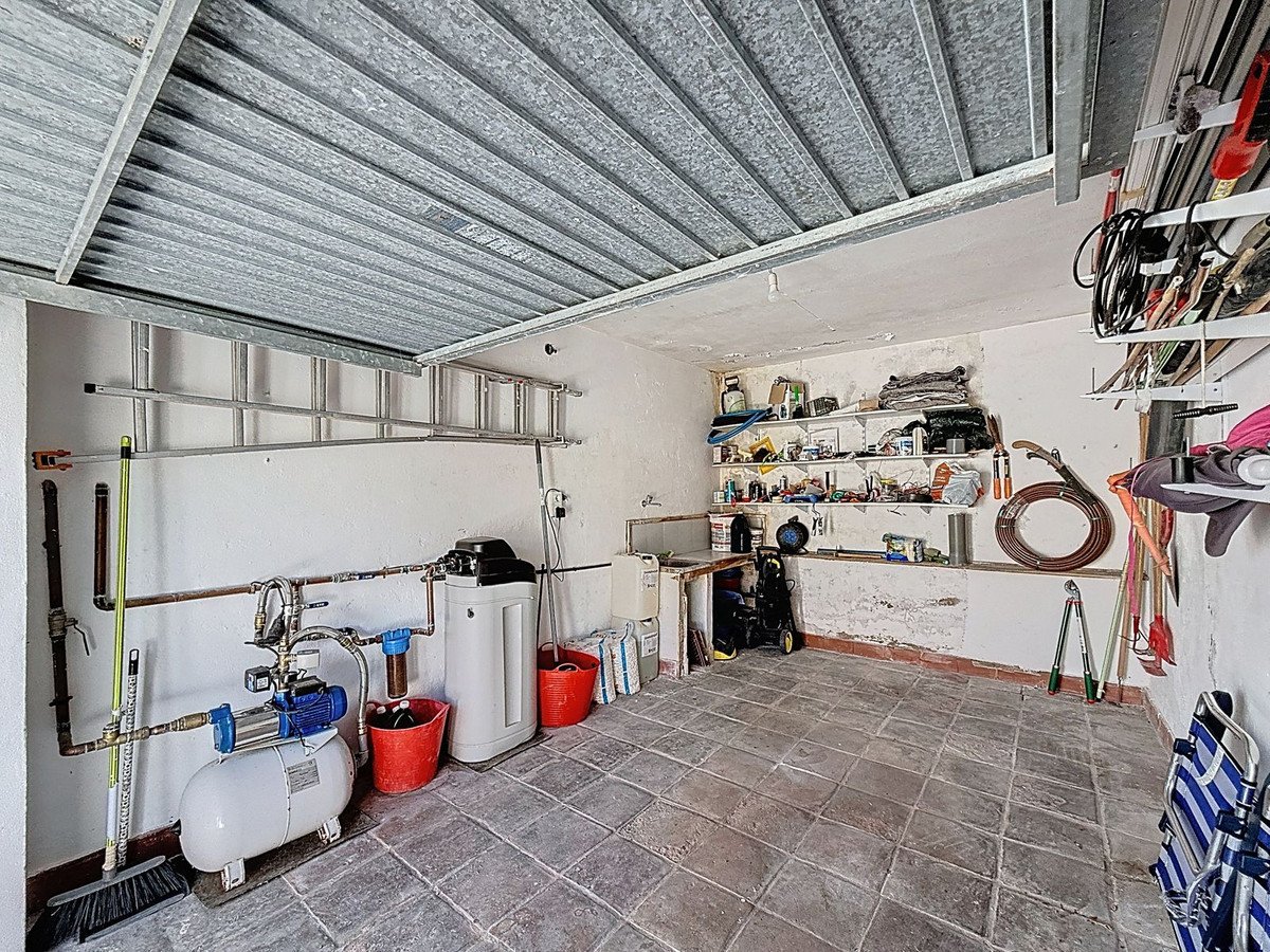 4 Bed Detached Villa in Alhaurín de la Torre