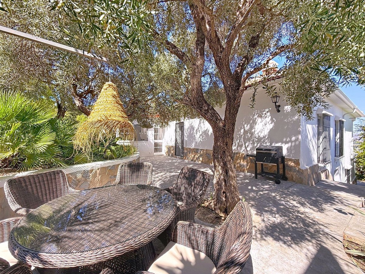 4 Bed Detached Villa in Alhaurín de la Torre