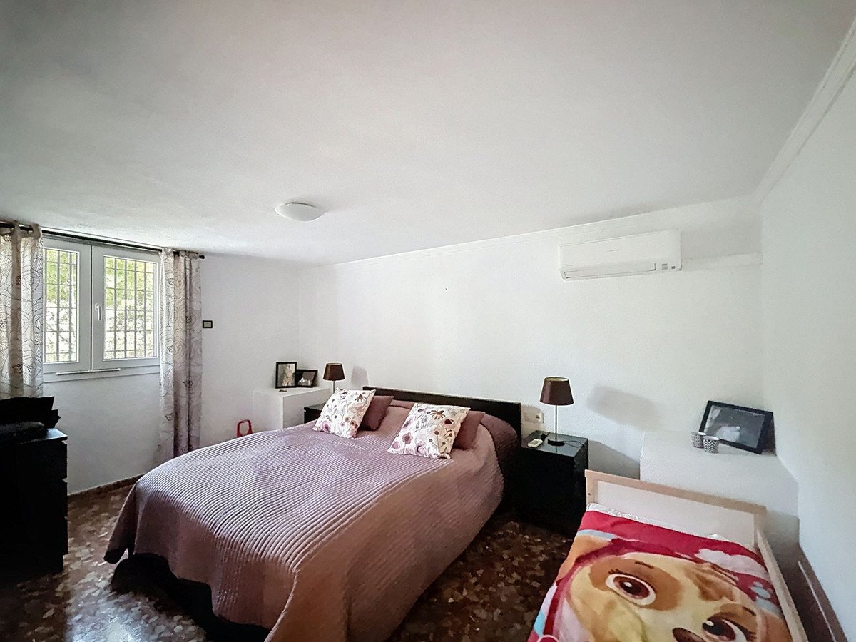 4 Bed Detached Villa in Alhaurín de la Torre