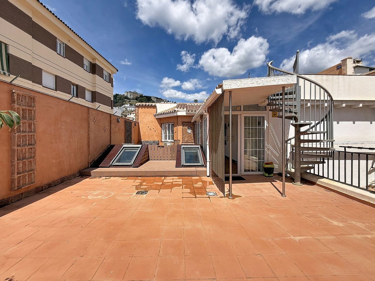 5 Bed Townhouse in Málaga Este
