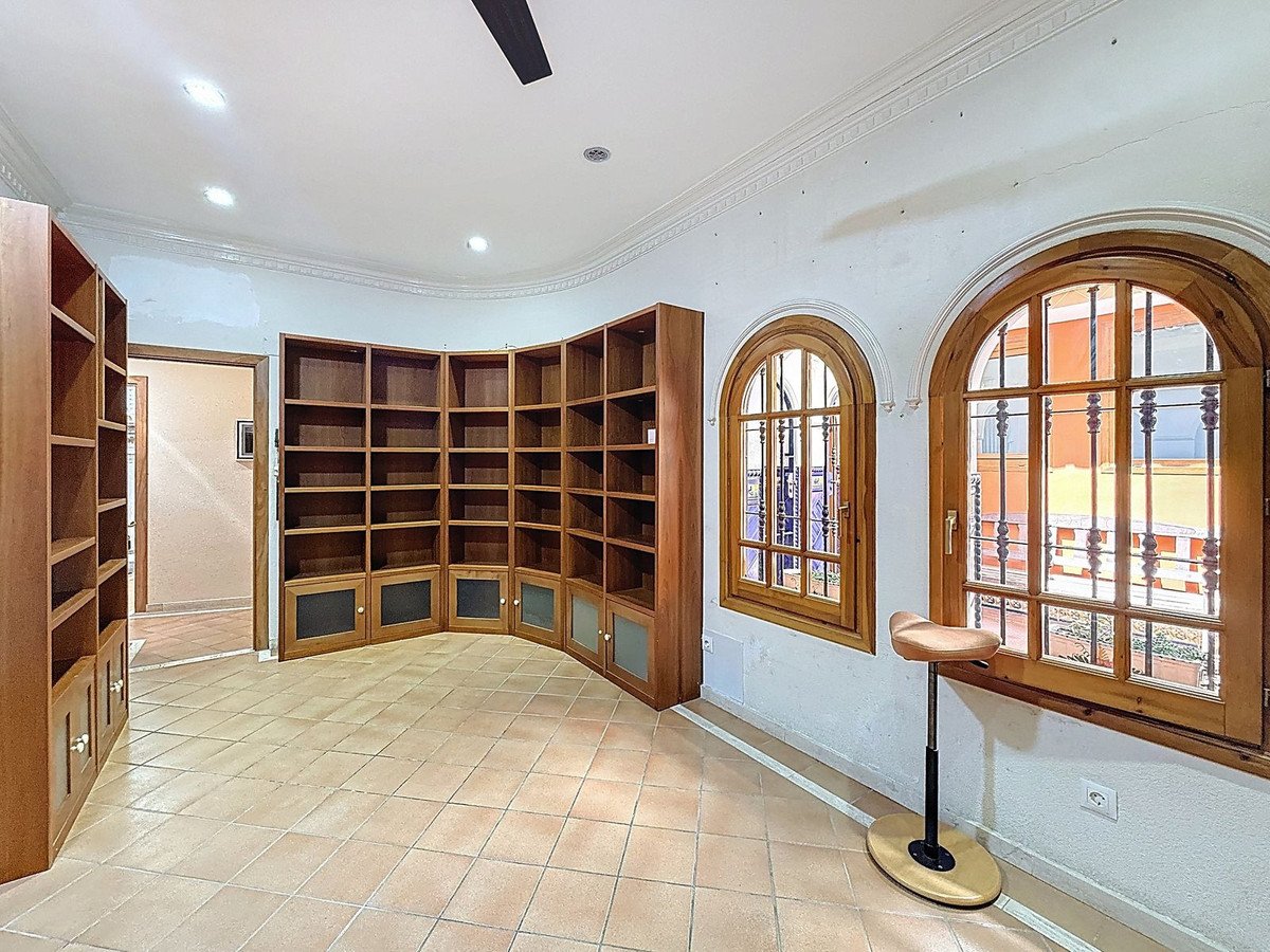 5 Bed Townhouse in Málaga Este