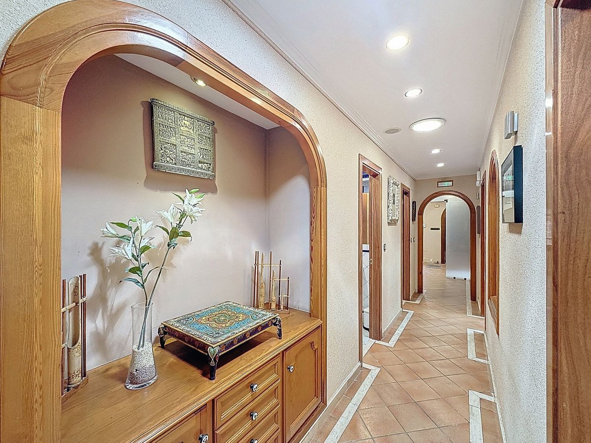 5 Bed Townhouse in Málaga Este