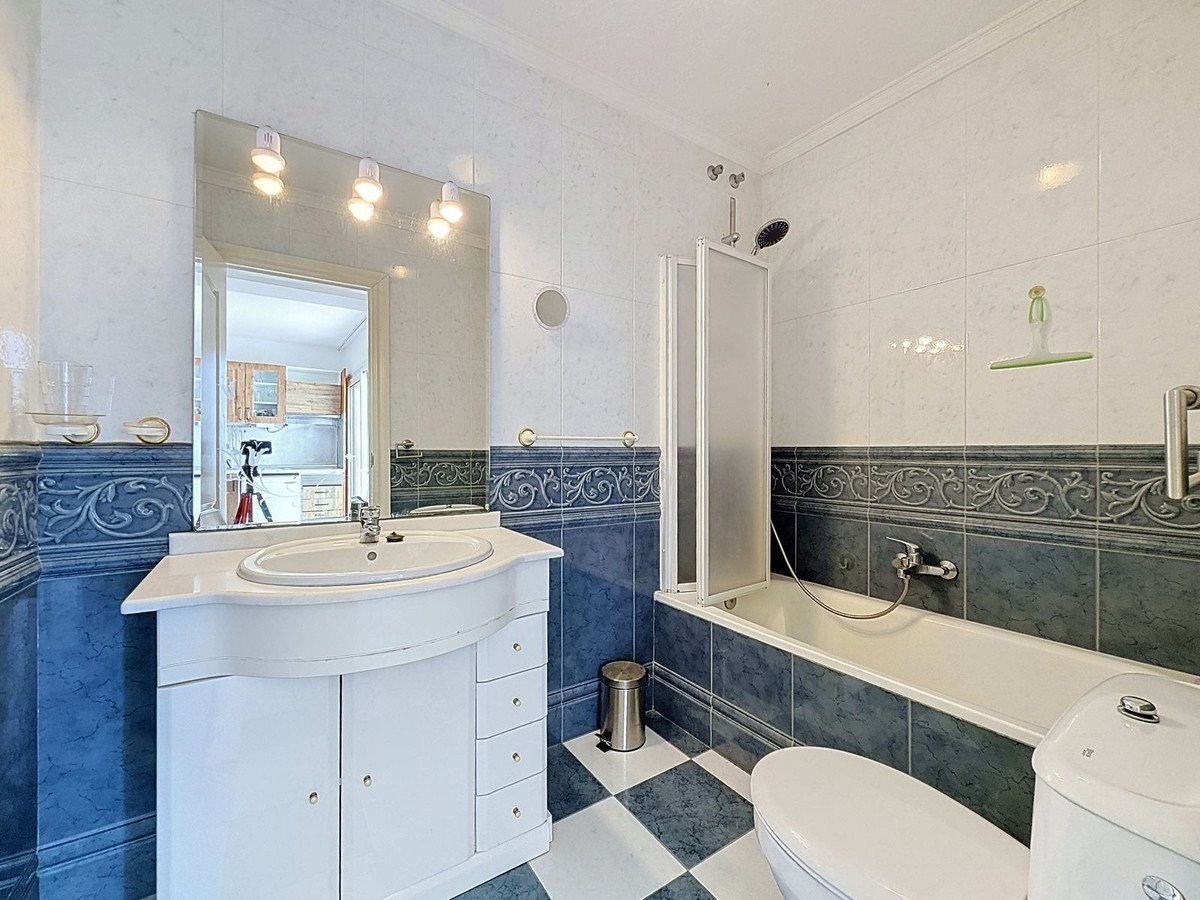 4 Bed Detached Villa in El Atabal