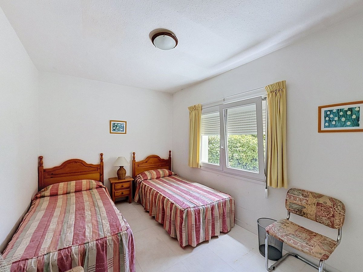 4 Bed Detached Villa in El Atabal