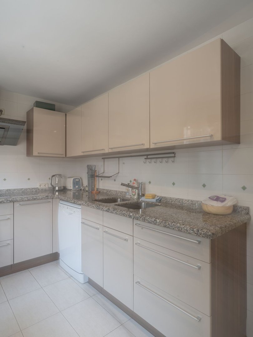4 Bed Penthouse Duplex in The Golden Mile
