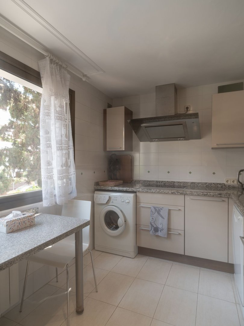 4 Bed Penthouse Duplex in The Golden Mile
