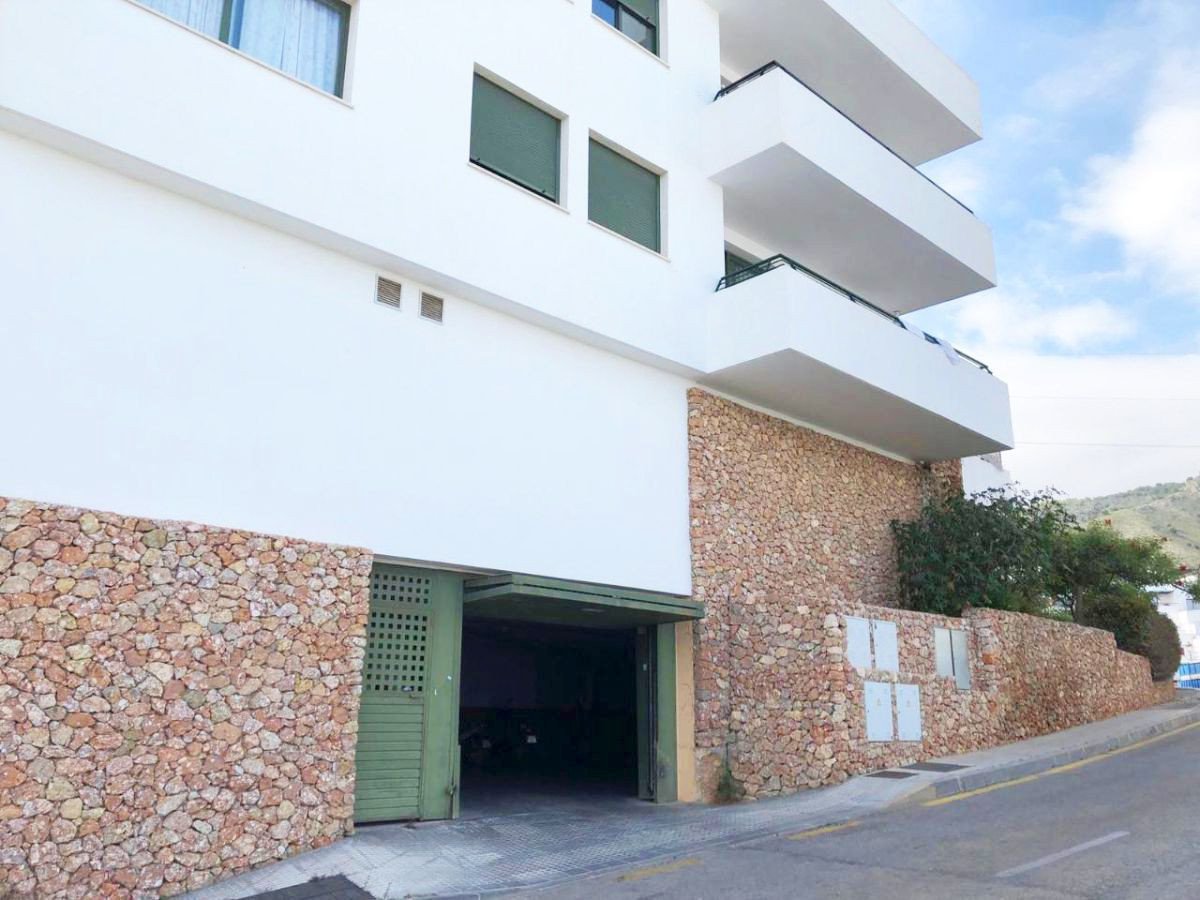 2 Bed Ground Floor Apartment in Nerja
