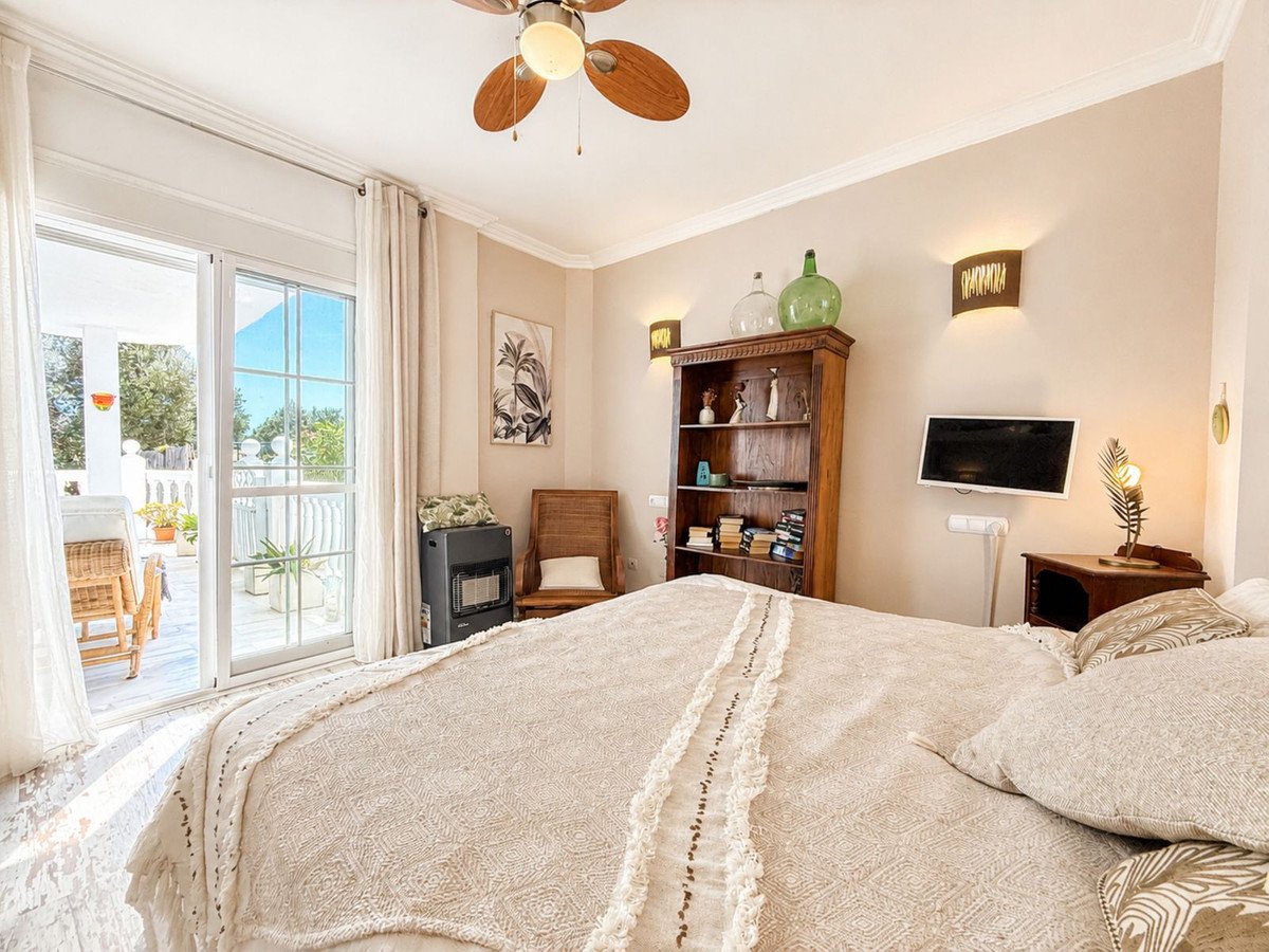 2 Bed Ground Floor Apartment in Estepona