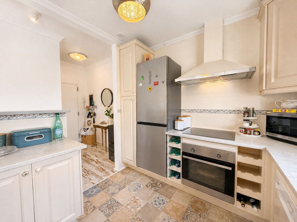2 Bed Ground Floor Apartment in Estepona