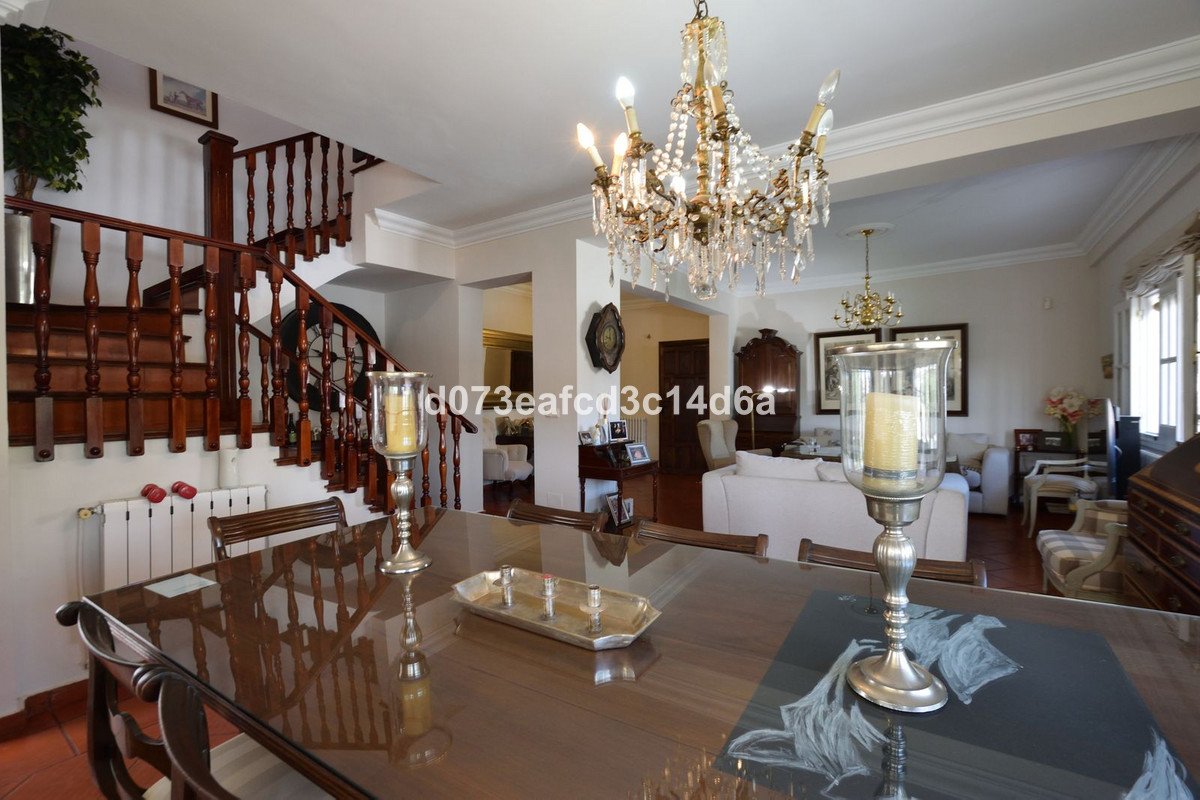 4 Bed Detached Villa in Ronda