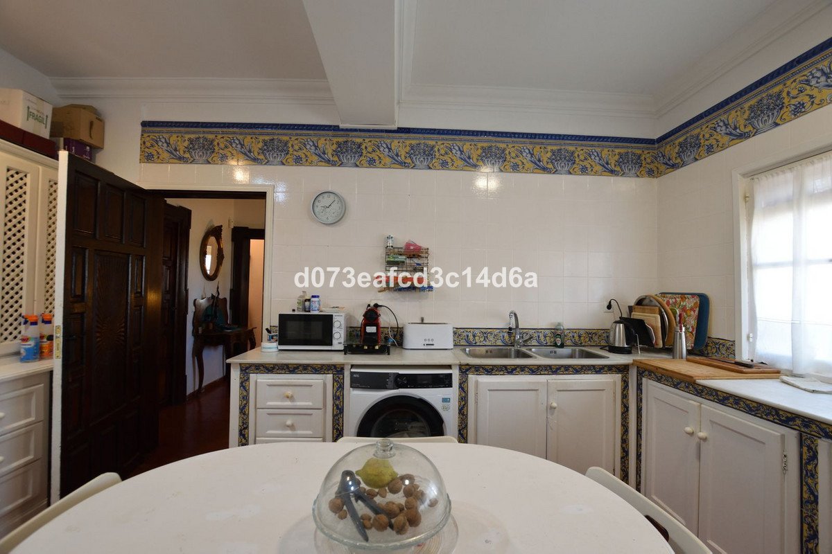 4 Bed Detached Villa in Ronda