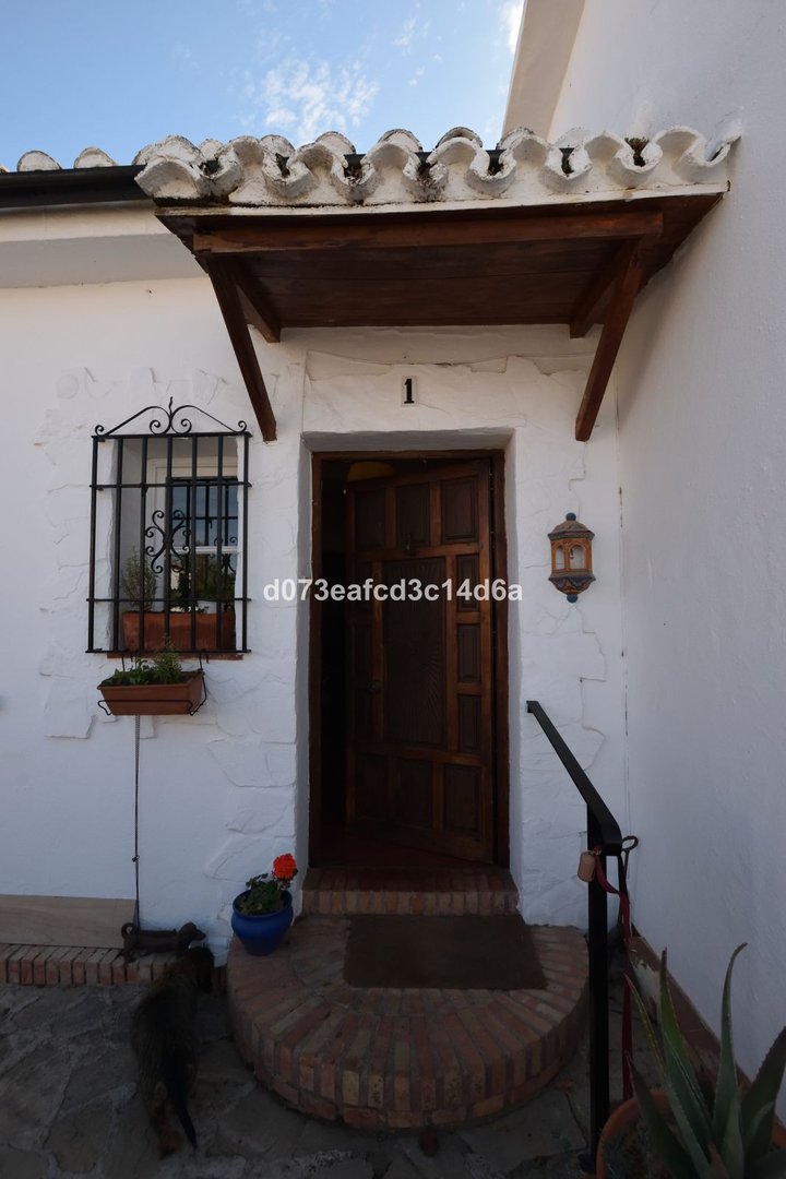 4 Bed Detached Villa in Ronda