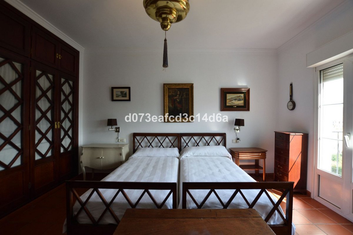 4 Bed Detached Villa in Ronda