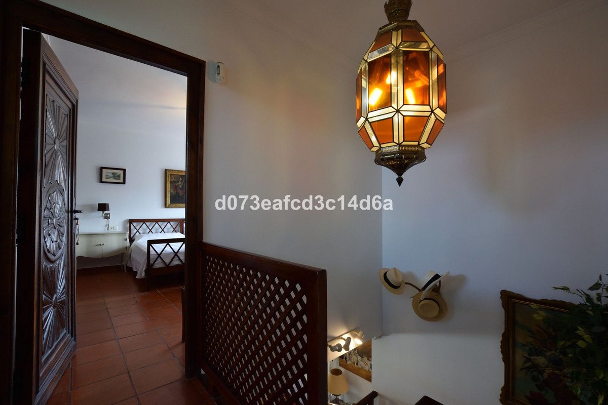 4 Bed Detached Villa in Ronda