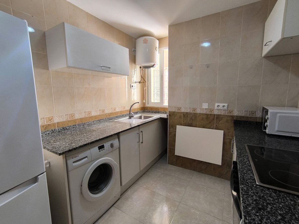 2 Bed Ground Floor Apartment in Pinoso