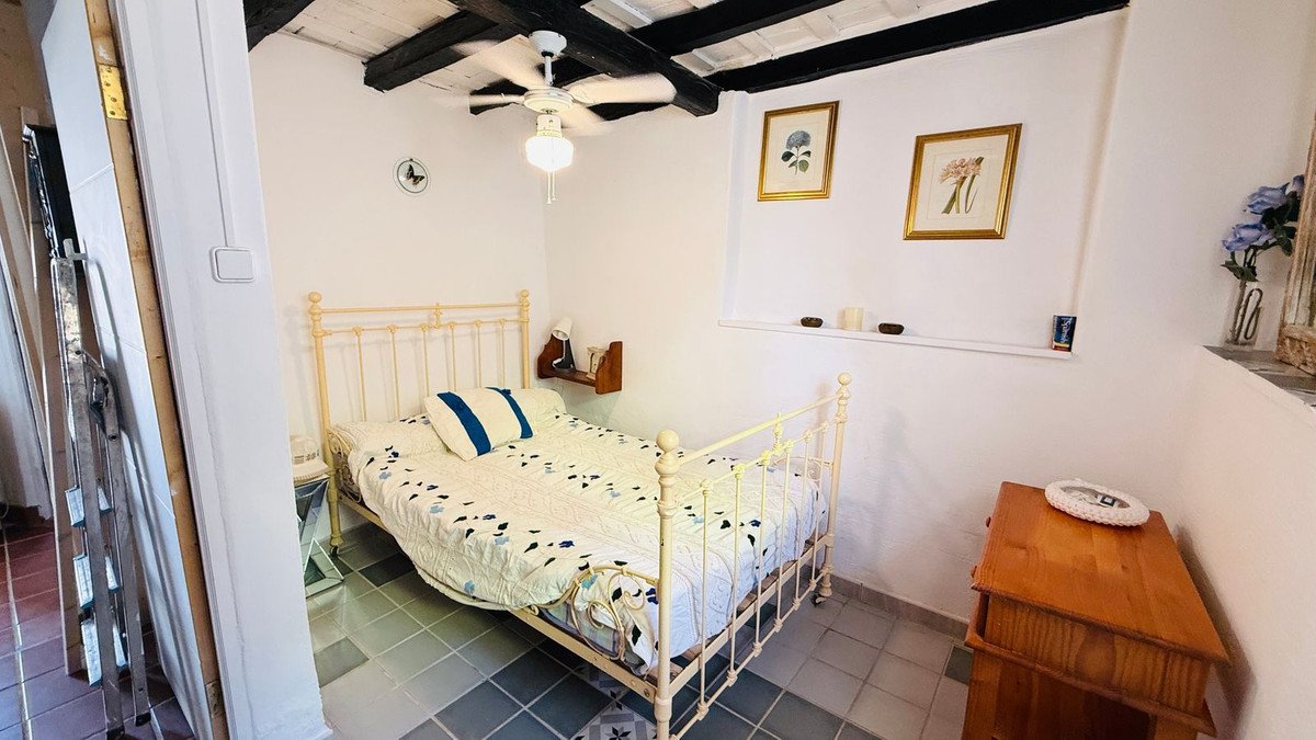 3 Bed Townhouse in Jimena de la Frontera