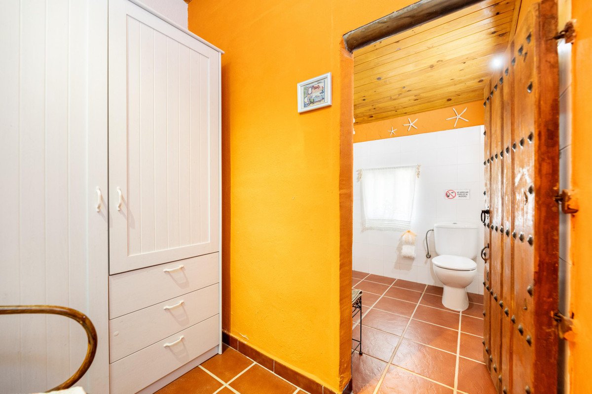 5 Bed Finca - Cortijo in Cuevas De San Marcos