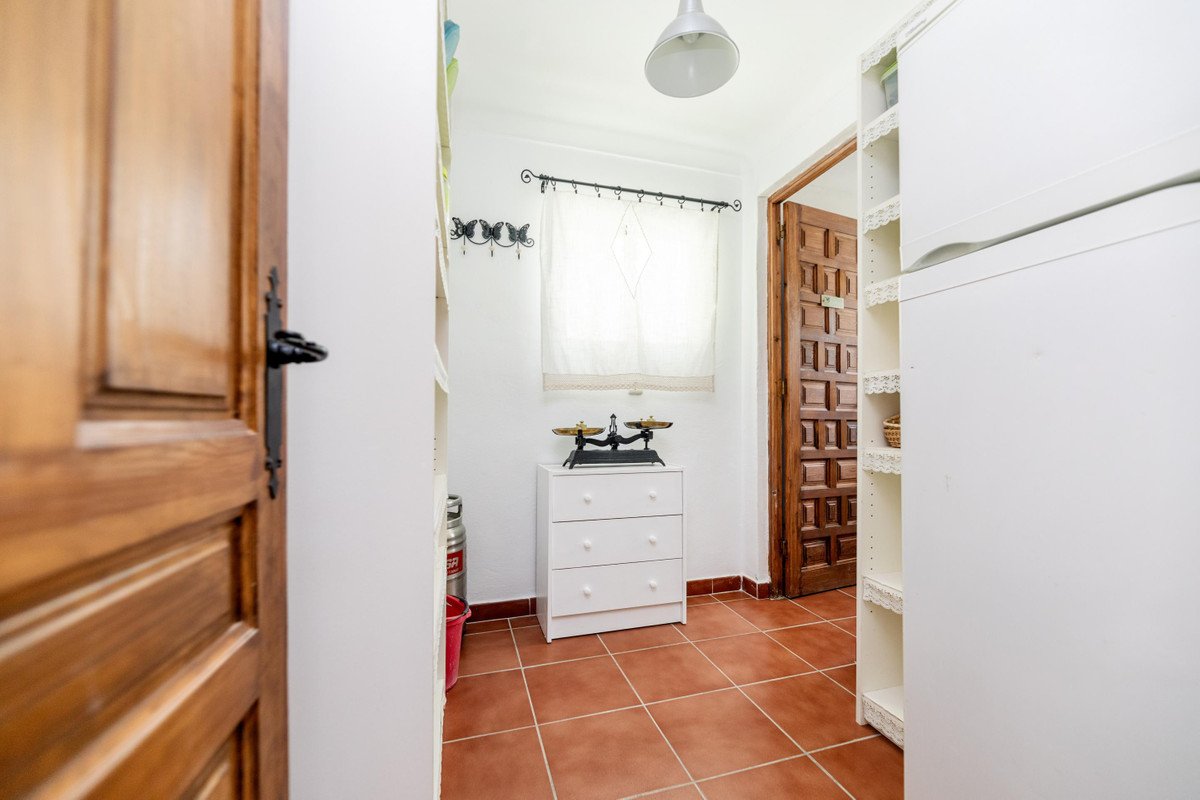 5 Bed Finca - Cortijo in Cuevas De San Marcos