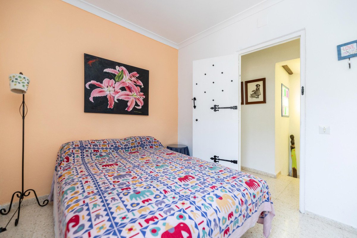 5 Bed Finca - Cortijo in Cuevas De San Marcos