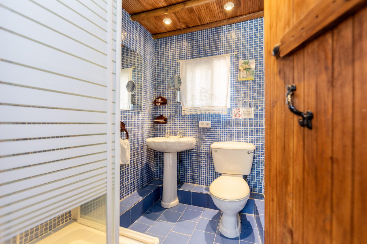 5 Bed Finca - Cortijo in Cuevas De San Marcos