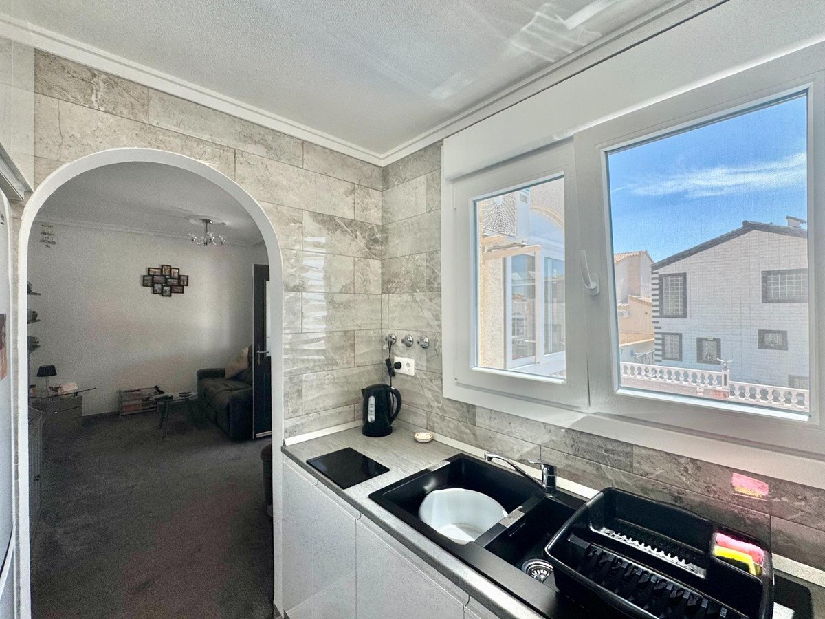 2 Bed Detached Villa in La Florida