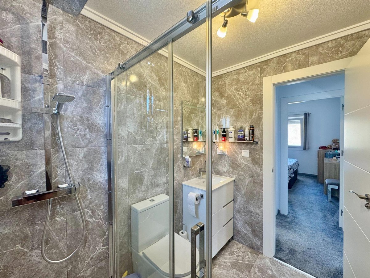 2 Bed Detached Villa in La Florida