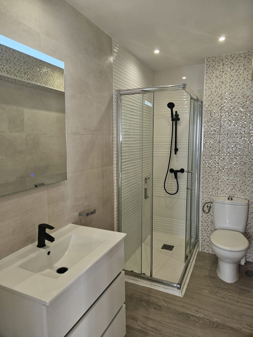 3 Bed Top Floor Apartment in Estepona