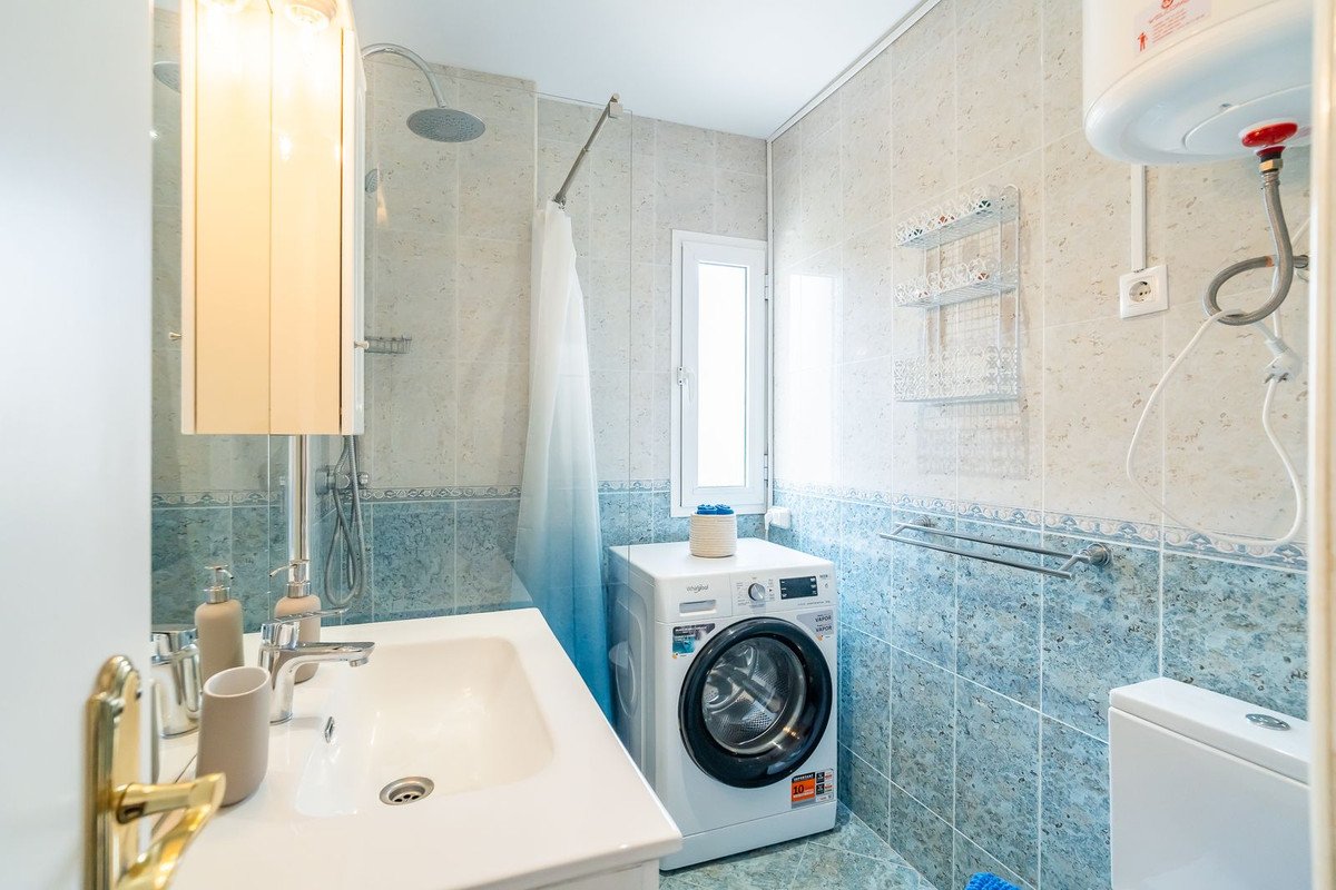 1 Bed Middle Floor Apartment in Arroyo de la Miel