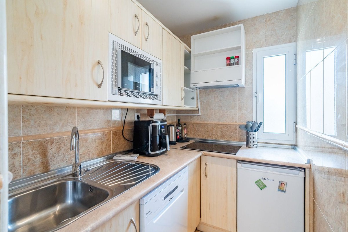 1 Bed Middle Floor Apartment in Arroyo de la Miel