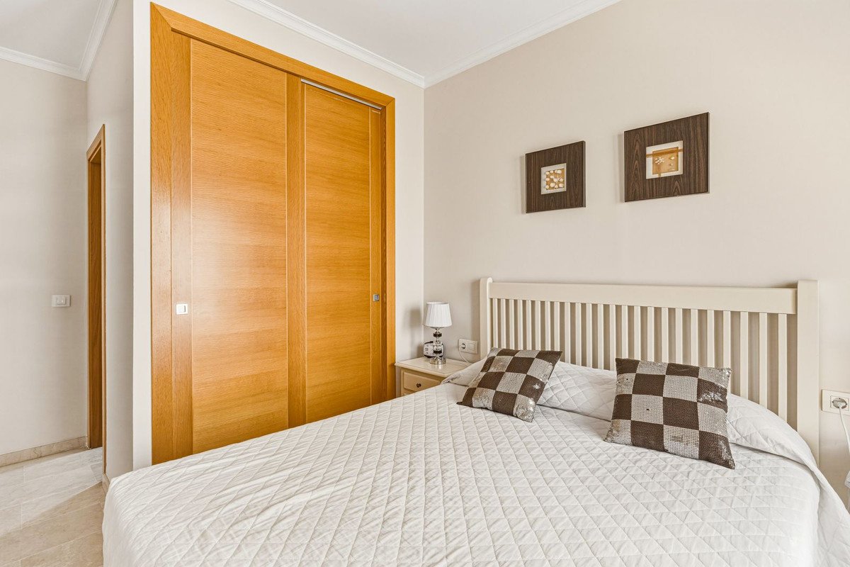 1 Bed Middle Floor Apartment in Los Boliches