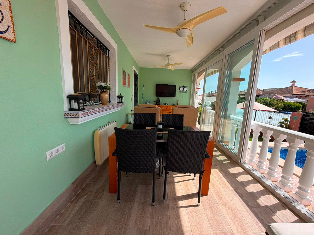 3 Bed Detached Villa in Los Montesinos