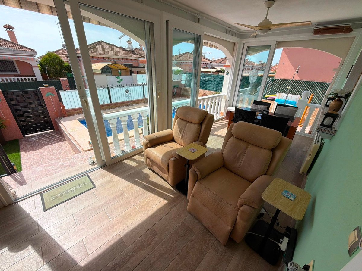 3 Bed Detached Villa in Los Montesinos