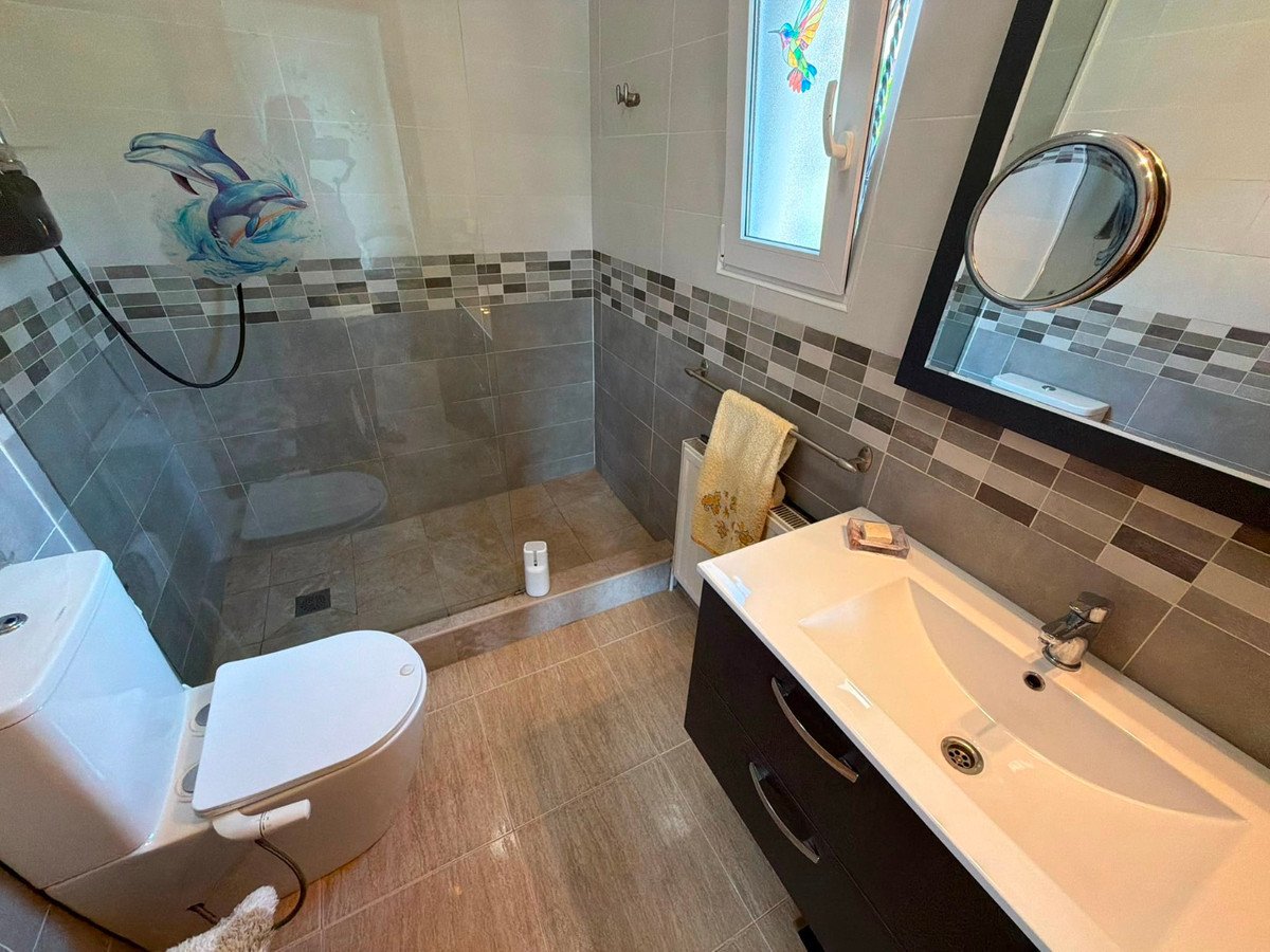 3 Bed Detached Villa in Los Montesinos