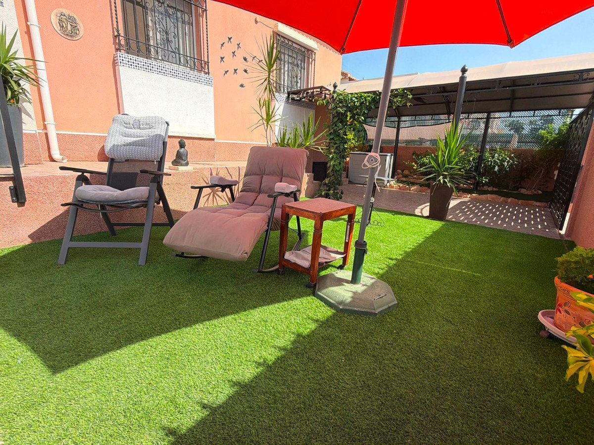 3 Bed Detached Villa in Los Montesinos