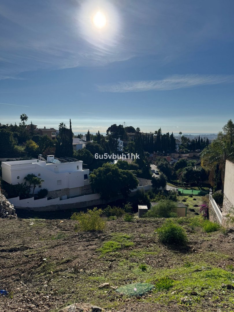 4 Bed Land in Campo Mijas