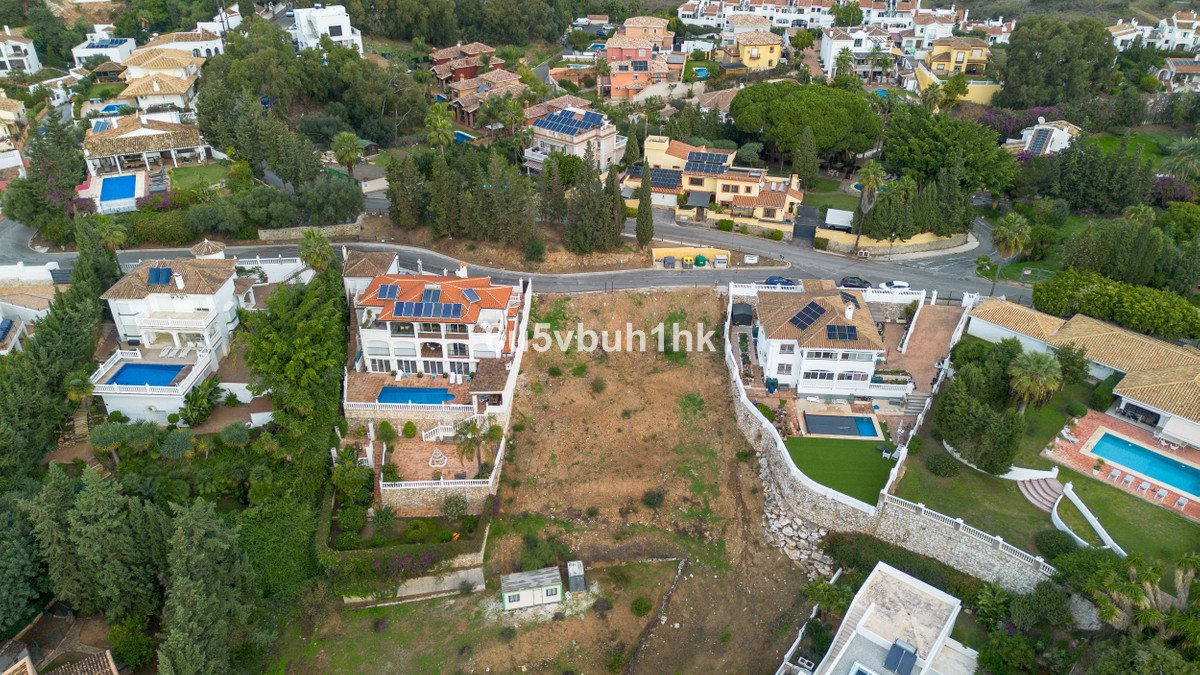 4 Bed Land in Campo Mijas