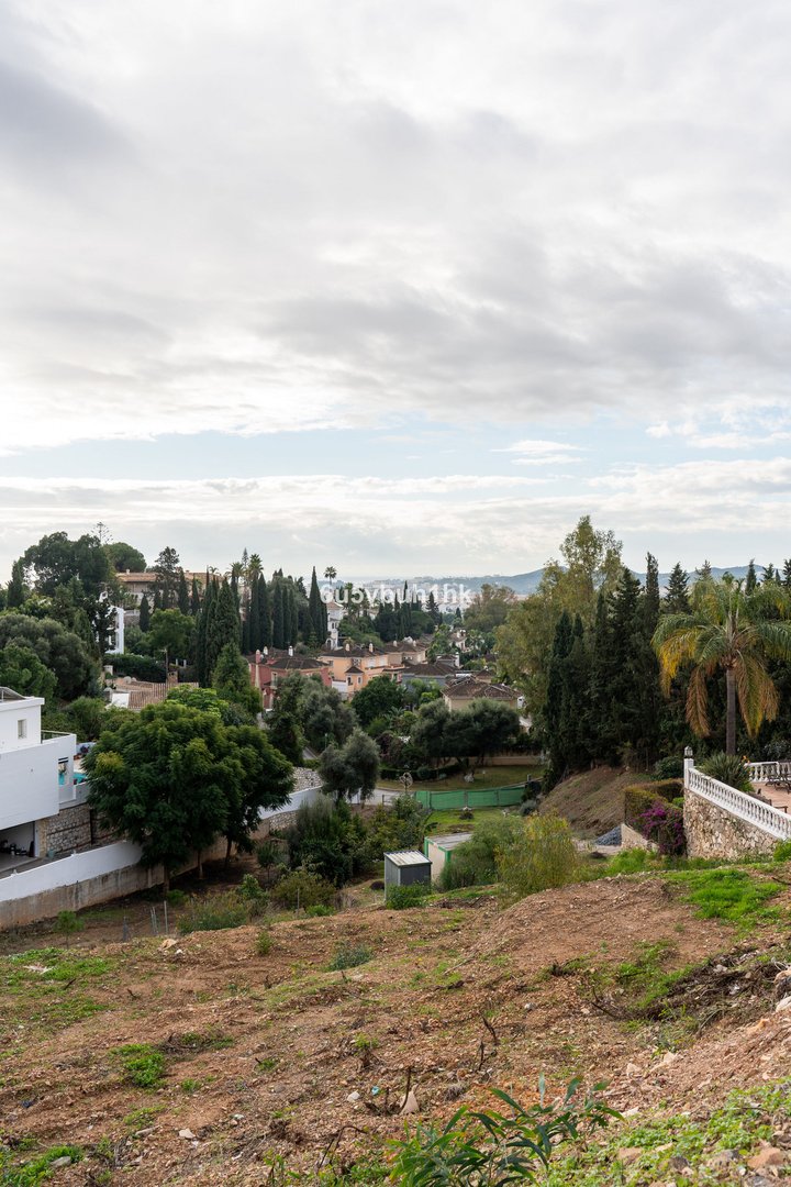 4 Bed Land in Campo Mijas