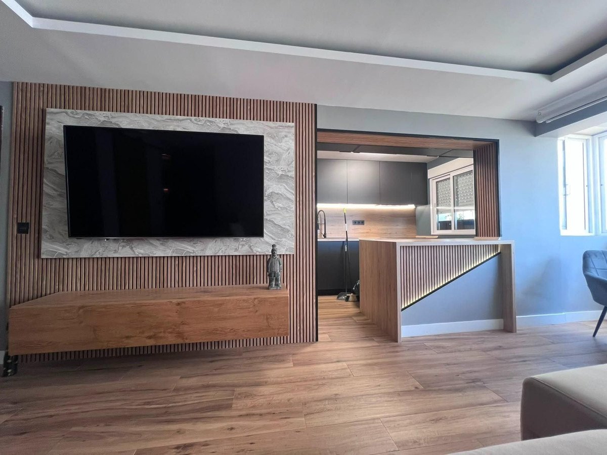 3 Bed Middle Floor Apartment in Estepona
