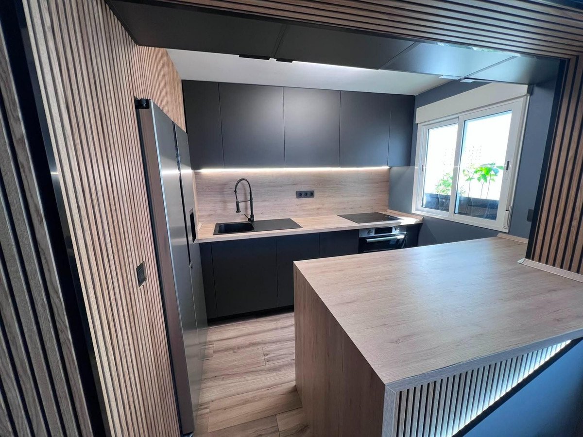 3 Bed Middle Floor Apartment in Estepona
