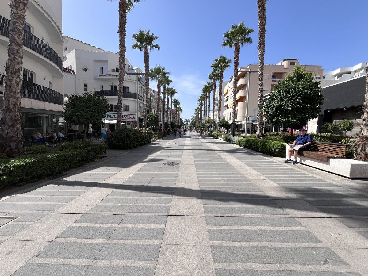 3 Bed Middle Floor Apartment in Torremolinos Centro