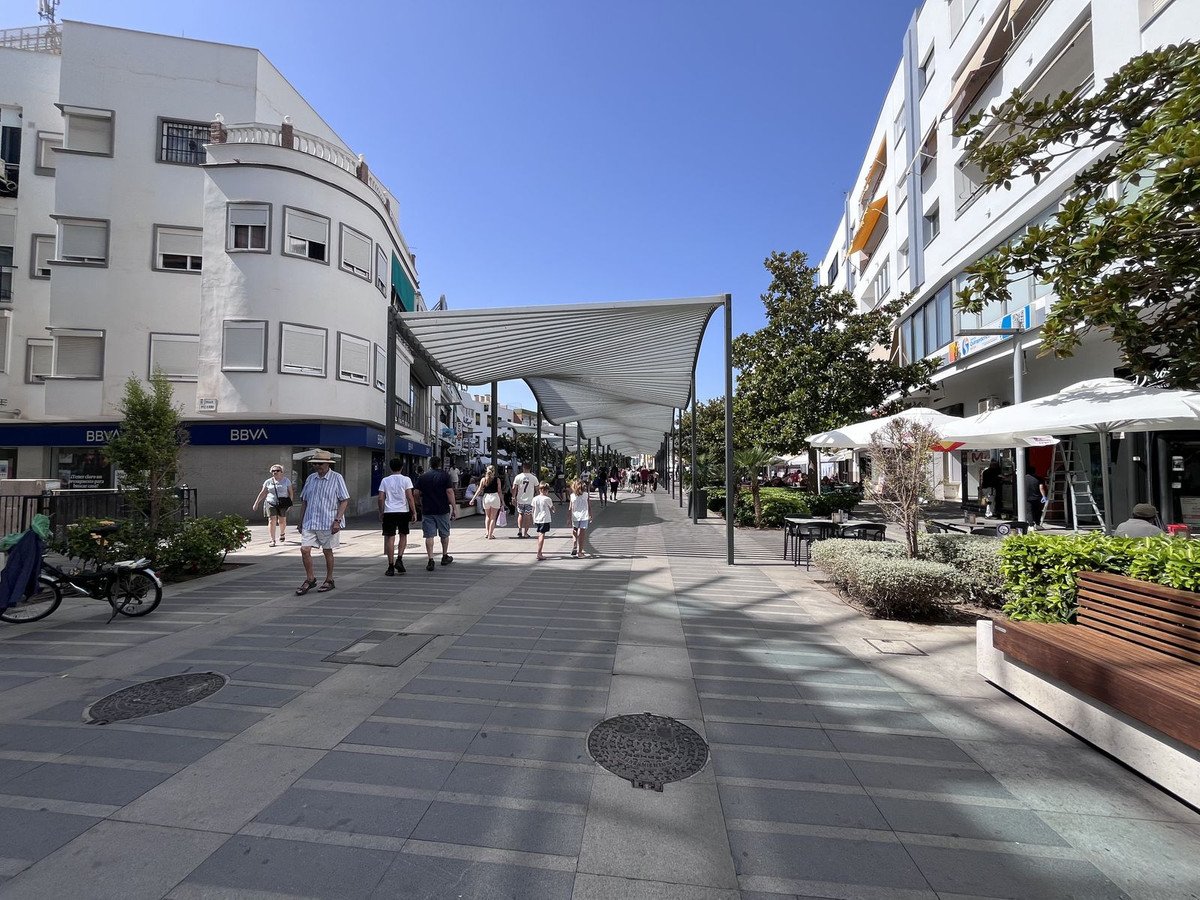 3 Bed Middle Floor Apartment in Torremolinos Centro