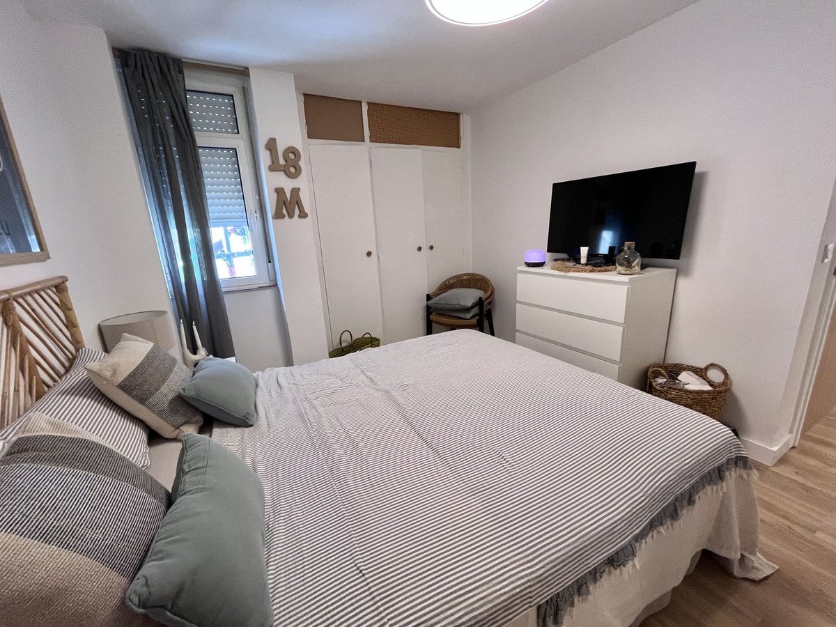 3 Bed Middle Floor Apartment in Torremolinos Centro