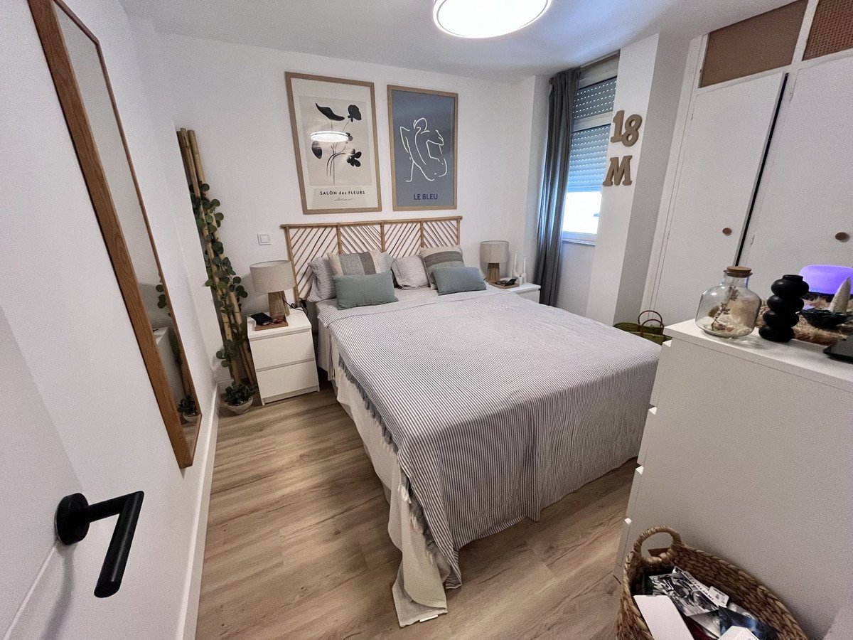 3 Bed Middle Floor Apartment in Torremolinos Centro